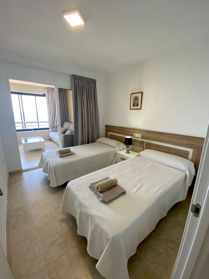 Apartamento Torre Levante, Primera Linea De Playa Бенидорм Экстерьер фото